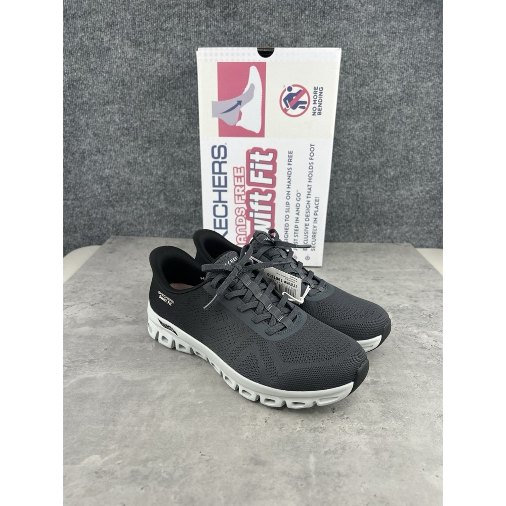 Skechers Women's Slip On Hands Free Swift Fit Shoes Size 7 Black New With Box